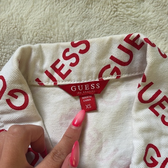 Guess Logo Print Denim Jacket XS | Y2K Streetwear Baddie Vibes - Picture 3 of 5